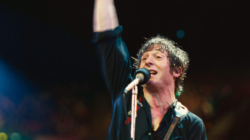 Movie Review: Jeremy Allen White is a tortured Boss in 'Springsteen: Deliver Me From Nowhere'